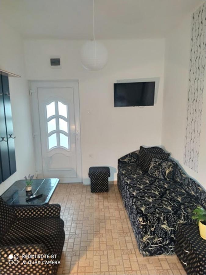 Marabella Apartmanok Hajdúszoboszló Exterior foto