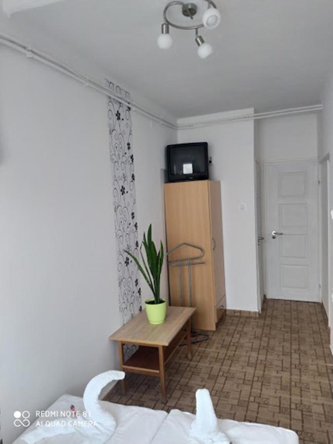 Marabella Apartmanok Hajdúszoboszló Exterior foto