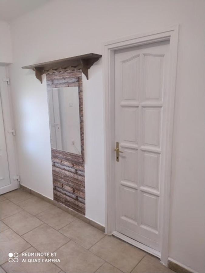 Marabella Apartmanok Hajdúszoboszló Exterior foto