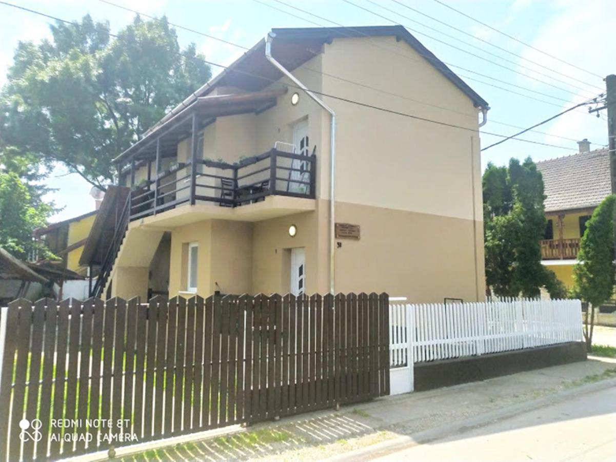 Marabella Apartmanok Hajdúszoboszló Exterior foto